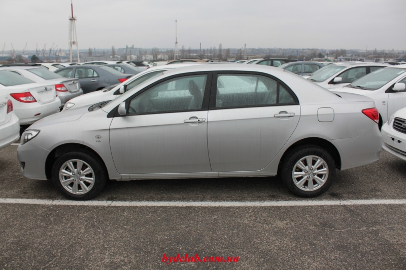 BYD new F3 photo